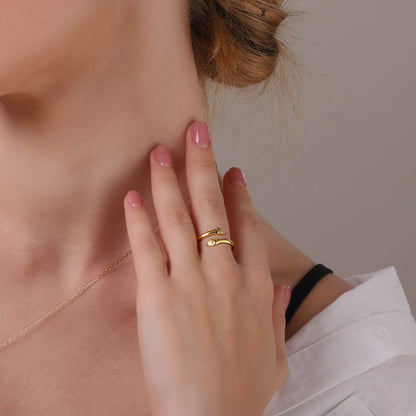 Solid Gold Embrace Ring
